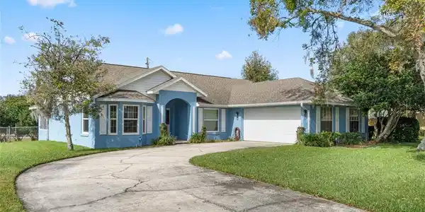 2708 LA VISTA