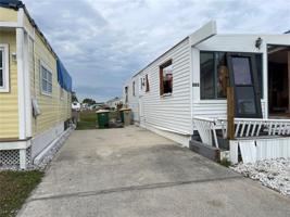 1475 FLAMINGO