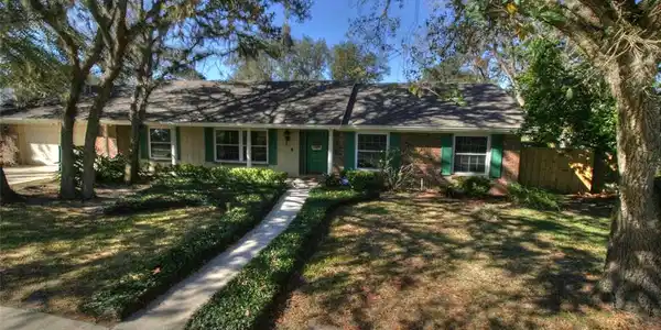 702 SWEETWATER