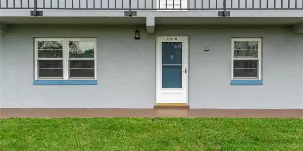 333 LAKE HOWARD NW