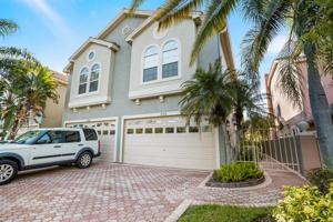 1756 LAGO VISTA