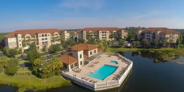 7604 LAKE VISTA