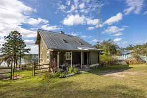 210 LAKE RAY