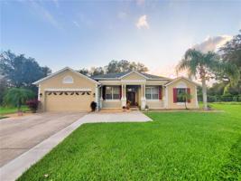 4800 LAKES EDGE