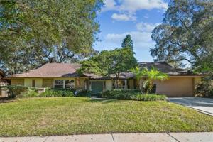 13903 SEAFORTH MANOR