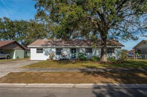 361 S SHORE DR