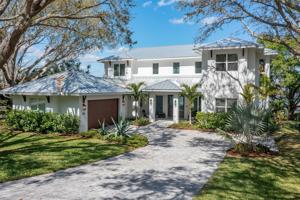 26 OAKLAND POINTE