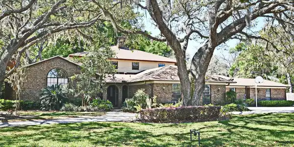 305 SWEETWATER COVE