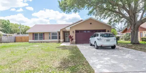 5981 HIGH GLEN