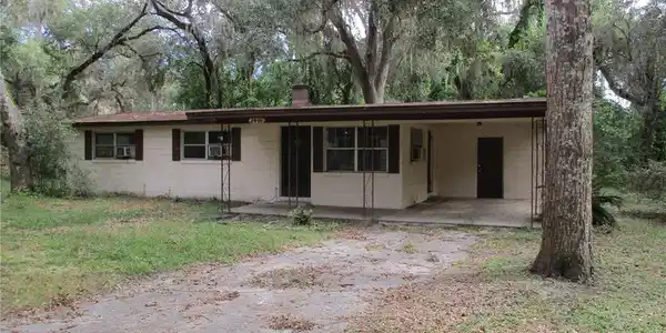 2401 N C 470