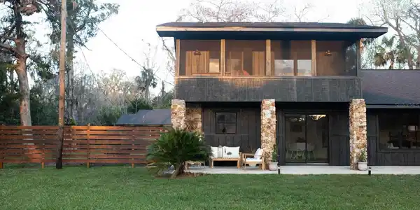 3 VALENCIA