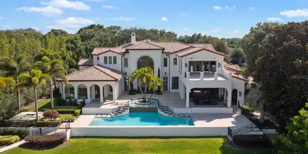 5139 FAIRWAY OAKS