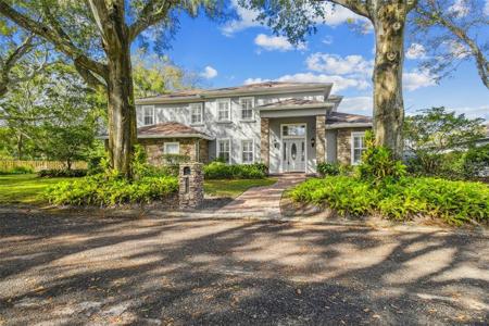 10102 LAKE COVE