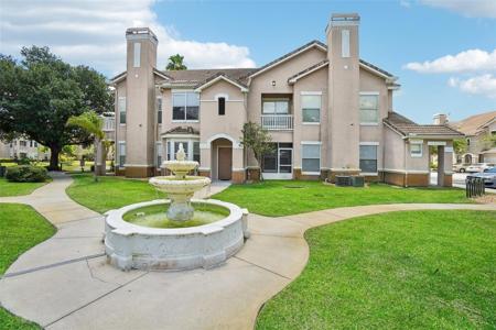 18001 VILLA CREEK DRIVE