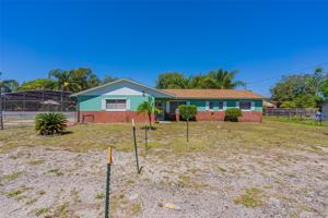 2266 LAKE LIZZIE