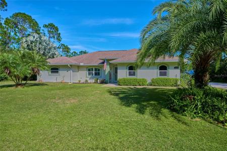 6813 AMARYLLIS DRIVE S