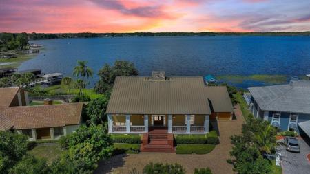 9242 CYPRESS COVE