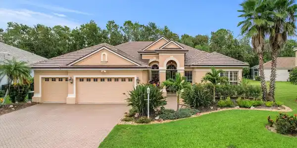 8131 WATERVIEW