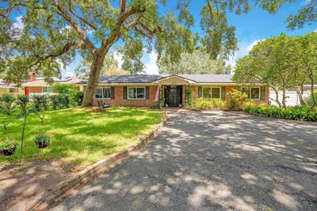 1511 CRESTLINE