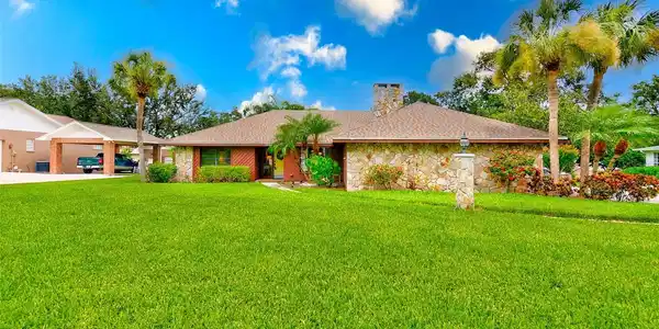 1044 CANDLEWOOD