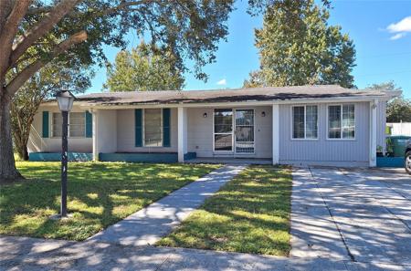 1468 E LOMBARDY DRIVE