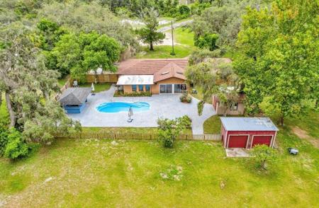 690 LAKE BUTLER