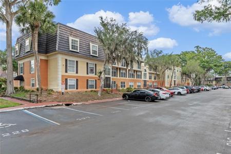 4021 VERSAILLES