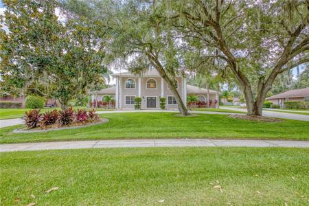 1561 GRANDVIEW