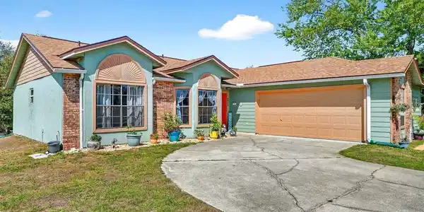 3044 YORKSHIRE DRIVE