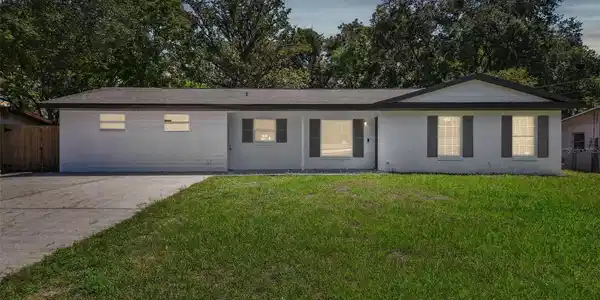 2890 BRANTLEY HILLS