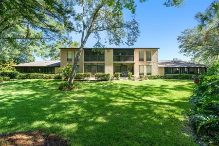 1400 TARPON WOODS