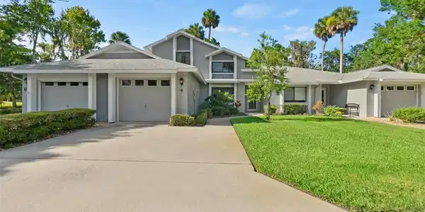 4 LAKE FOREST N