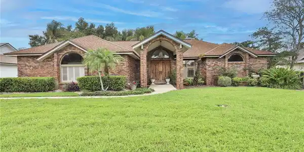 1536 MAJESTIC OAK