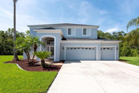 4540 ROSLYN