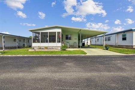 2045 MANOA