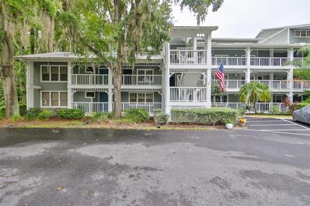 2533 DOLLY BAY