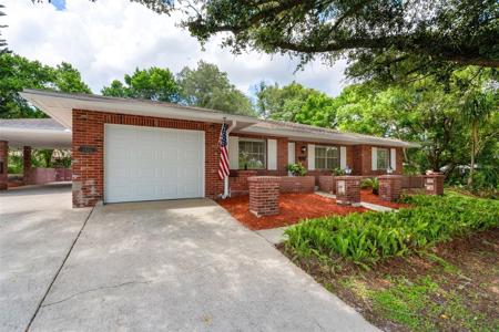 1426 DELTONA