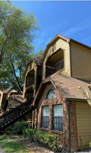 315 LAKEPOINTE DRIVE