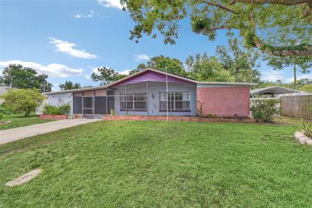 1303 SAINT ANDREWS