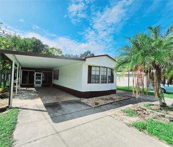 15400 SANTA FE TRAIL