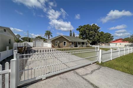 5572 MYAKKA