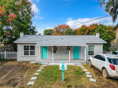 6 DEWITT COURT