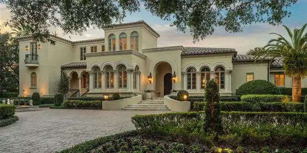 5226 ISLEWORTH COUNTRY CLUB DRIVE