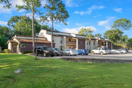 1200 TARPON WOODS