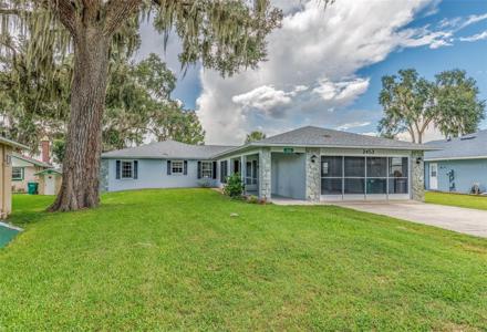 2453 N LAKEFRONT DRIVE