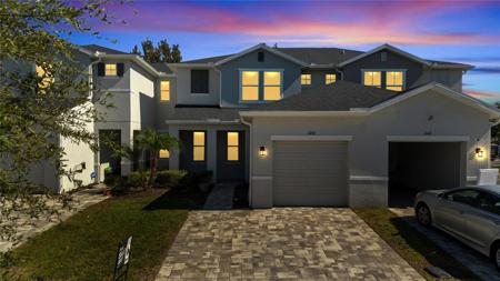 1041 LA MIRADA COURT