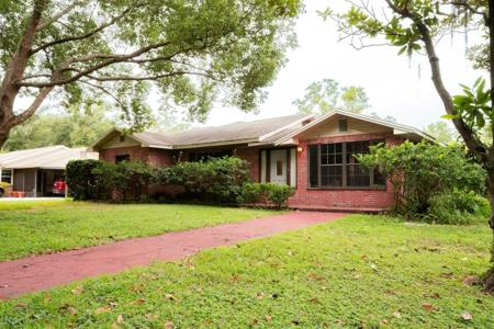 1430 LAKE BONNY DRIVE W