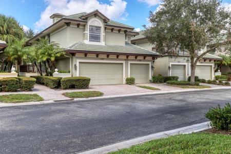6536 MOORINGS POINT