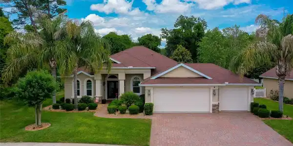 29 ARENA LAKE DRIVE