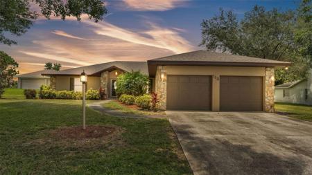 113 W JULIANA WAY